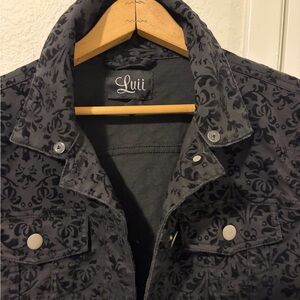 Luii Black Patterned Women’s Jacket